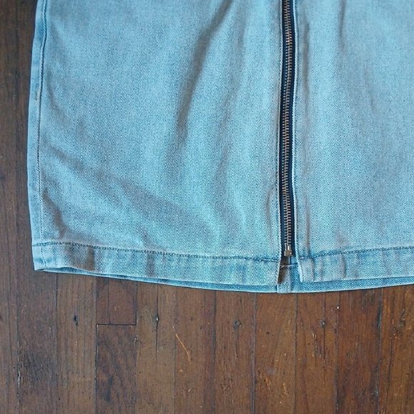 Kendall & Kylie Light Blue Denim Mini Skirt - Picture 2 of 11